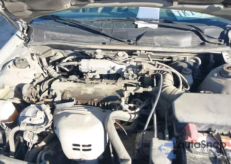 2000 Toyota Camry Le from USA, damaged, VIN JT2BG22K4Y0455775